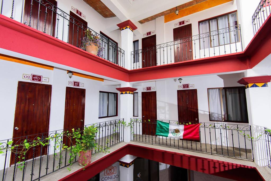 Hotel Plaza Conejo Huatulco Exterior photo